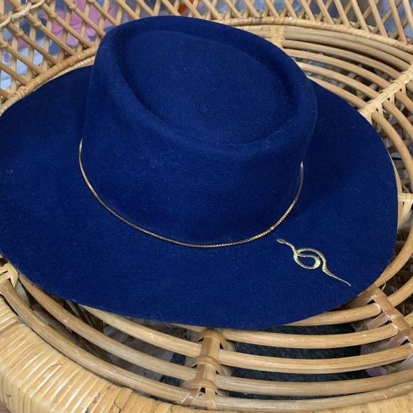 Free people Peter snake hat navy new with tags Free people Peter snake hat navy new with tags main image 2